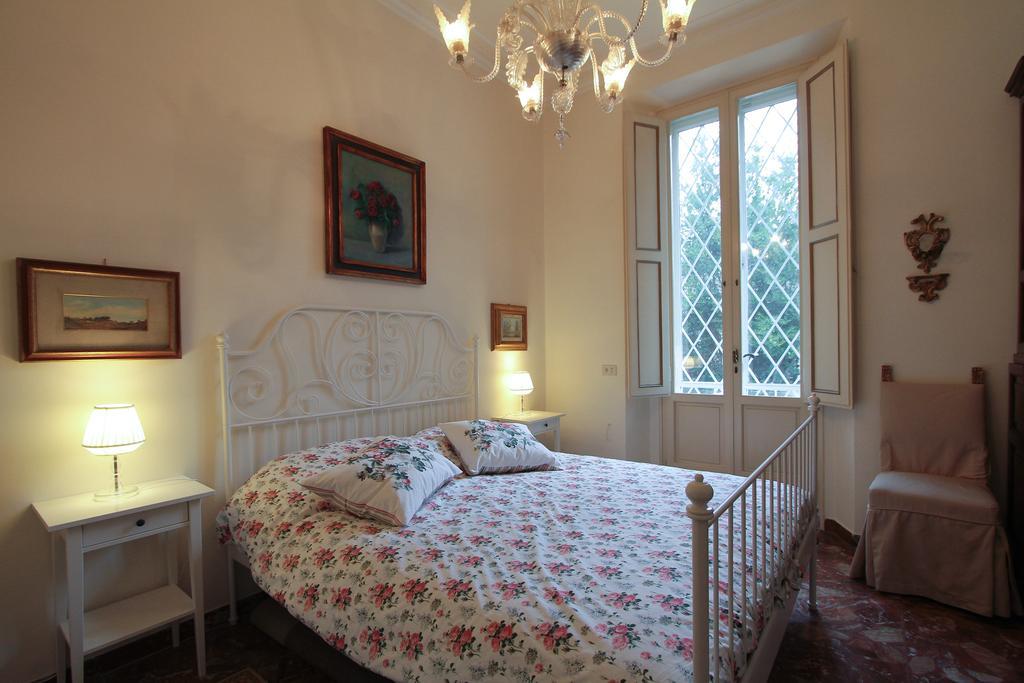 Il Diospero B&B Florence Bilik gambar