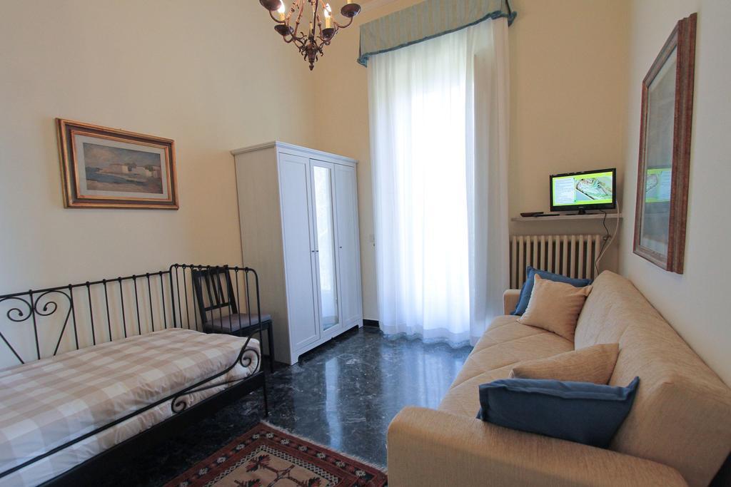 Il Diospero B&B Florence Bilik gambar
