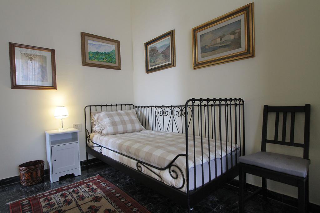 Il Diospero B&B Florence Bilik gambar